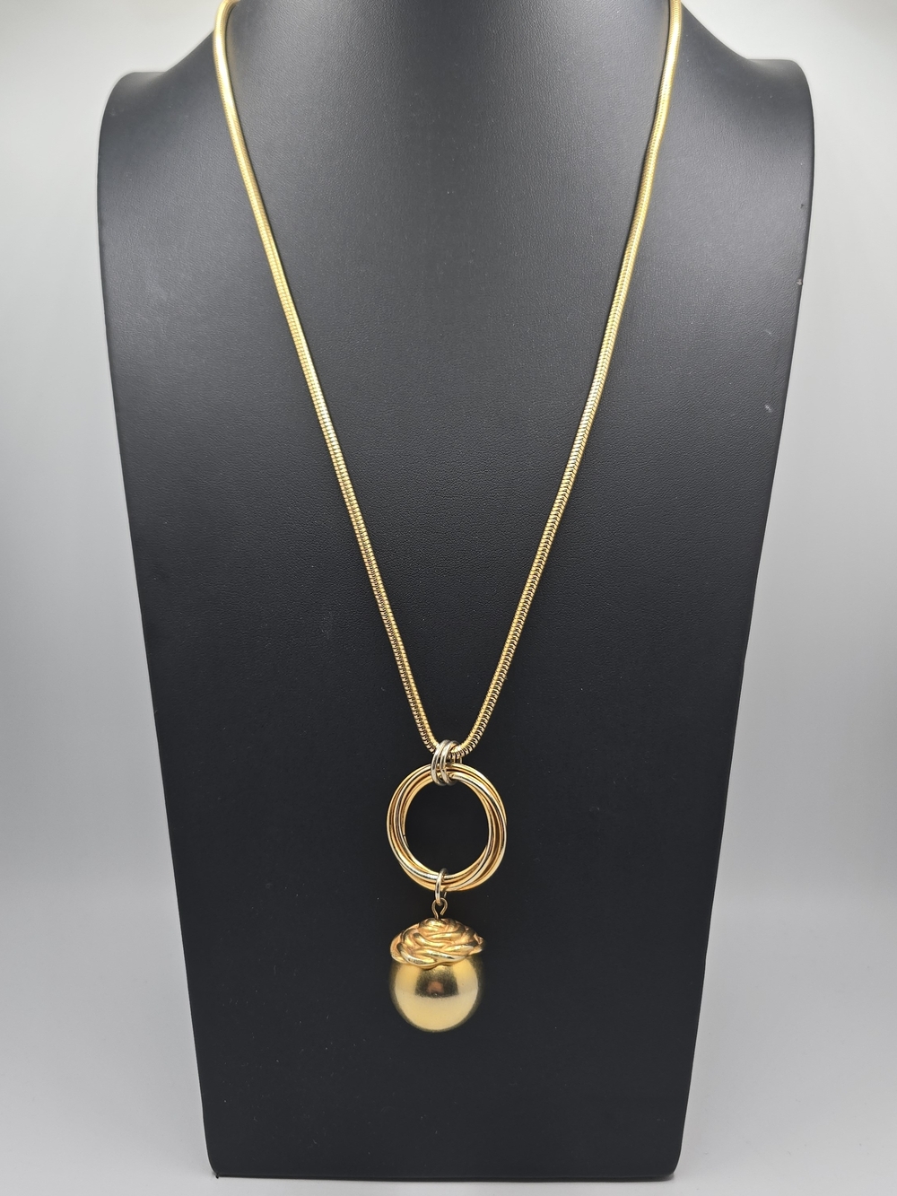 Anne Klein Necklace Gold Tone Snake Chain Orb Drop Ball Pendant Vintage 34"